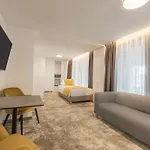 Leonardo Boutique M-square 4*