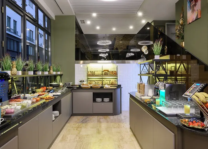 Leonardo Boutique M-square 4*