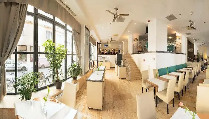 Leonardo Boutique M-square