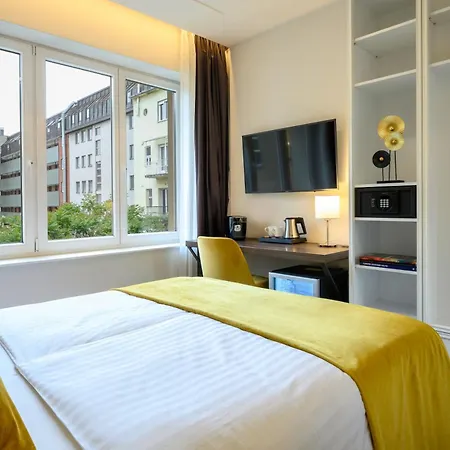 Leonardo Boutique M-square Hotel 4*