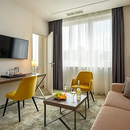 Leonardo Boutique M-square فندق 4*