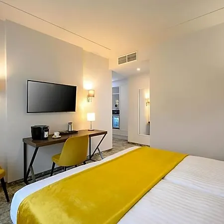 Leonardo Boutique M-square 4*