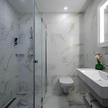 Leonardo Boutique M-square 4*