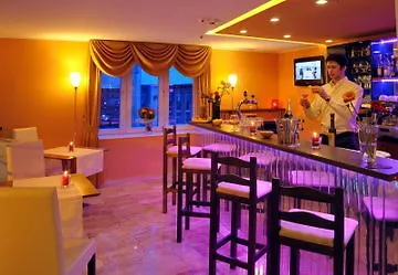 Hotel Leonardo Boutique M-square 4*