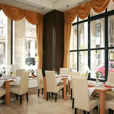 Leonardo Boutique M-square Budapešť