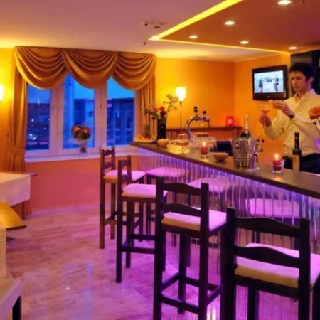 Leonardo Boutique M-square 4* Budapest