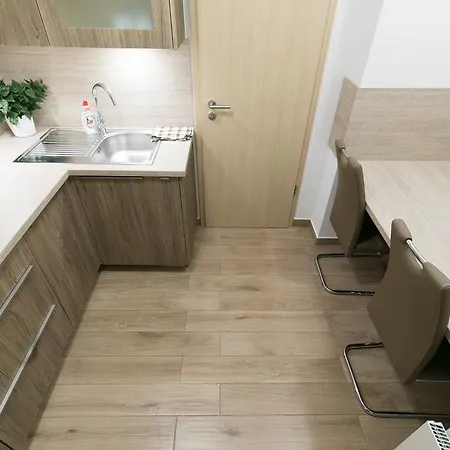 Leonardo Boutique M-square 4* בודפשט