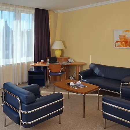 Leonardo Boutique M-square Hotel