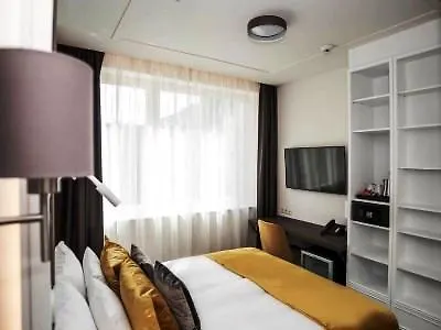 Leonardo Boutique M-square