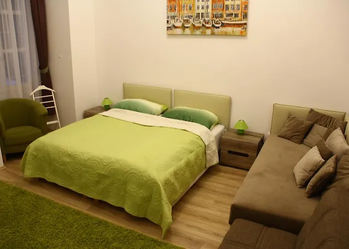 Leonardo Boutique M-square מלון 4*