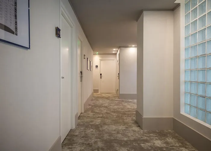 Leonardo Boutique M-square Hotel